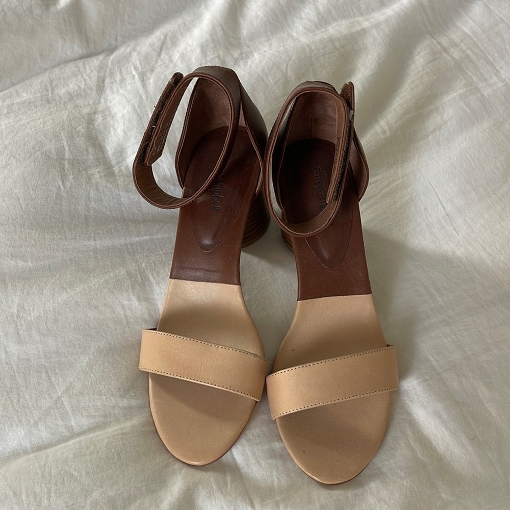 NEW Jeffrey Campbell Heels, neutral